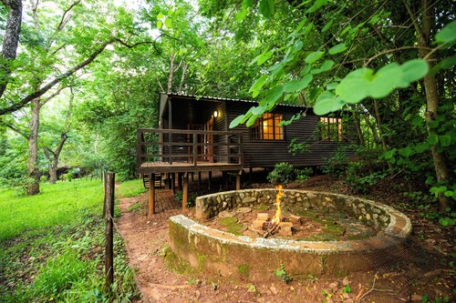 Buhleni Farm & Chalets