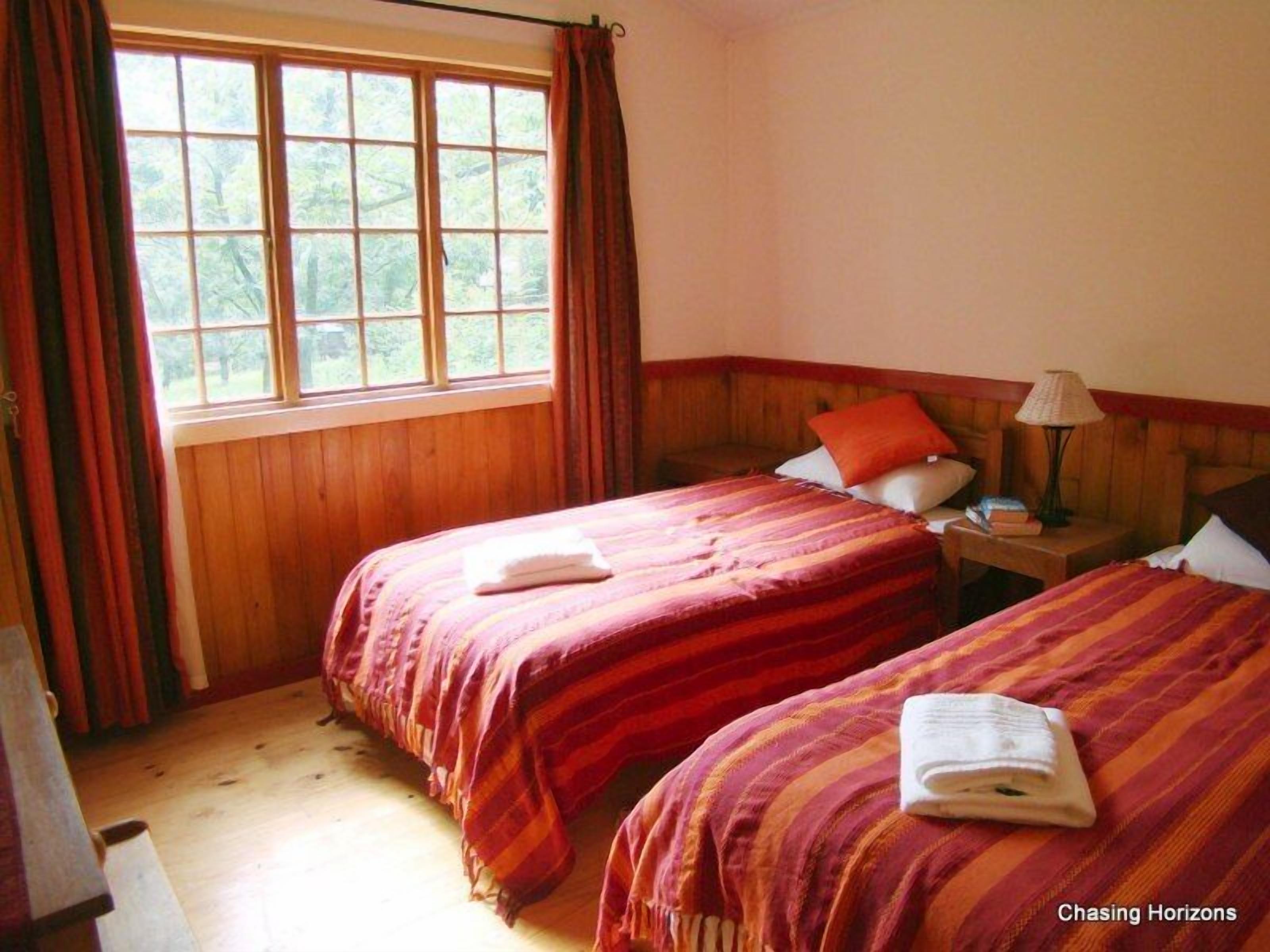 Buhleni Farm & Chalets