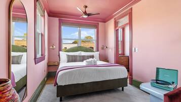 1 bedroom, iron/ironing board, WiFi