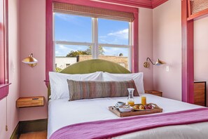 1 dormitorio, tabla de planchar con plancha, wifi