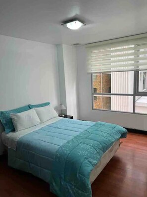 2 chambres, fer et planche à repasser, Wi-Fi, literie fournie