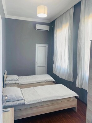 14 bedrooms, iron/ironing board, WiFi, bed sheets