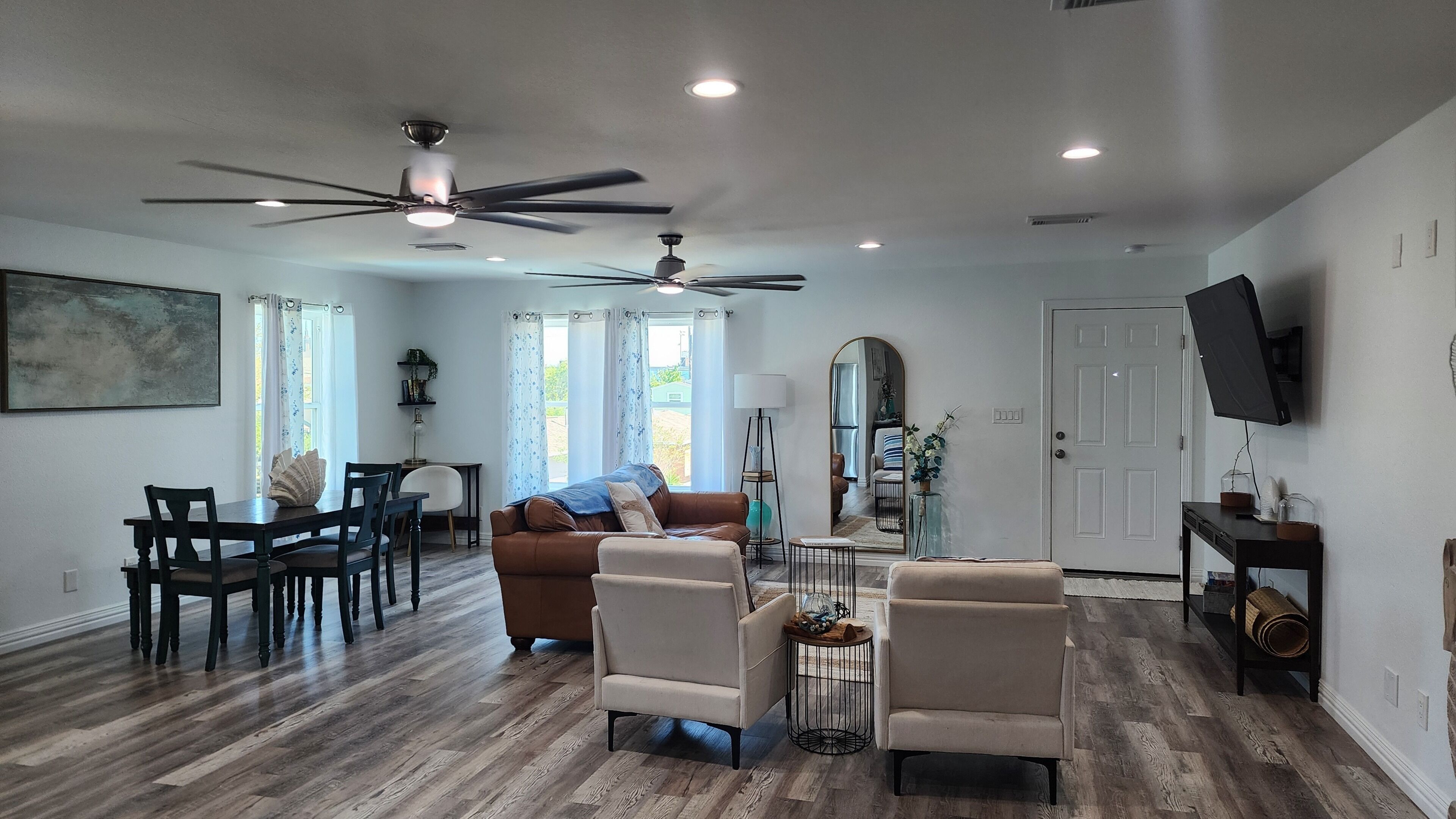Home Away From Home - Galveston, TX