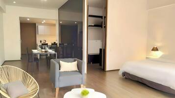 1 chambre, coffres-forts dans les chambres, bureau, Wi-Fi