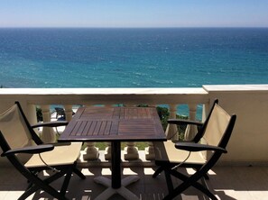 Outdoor dining - WATERFRONT VILLA SEAHORSE BAY- HALIKOUNAS (Chalikounas)