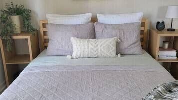 1 sovrum, strykjärn/strykbräda, gratis wi-fi och sängkläder