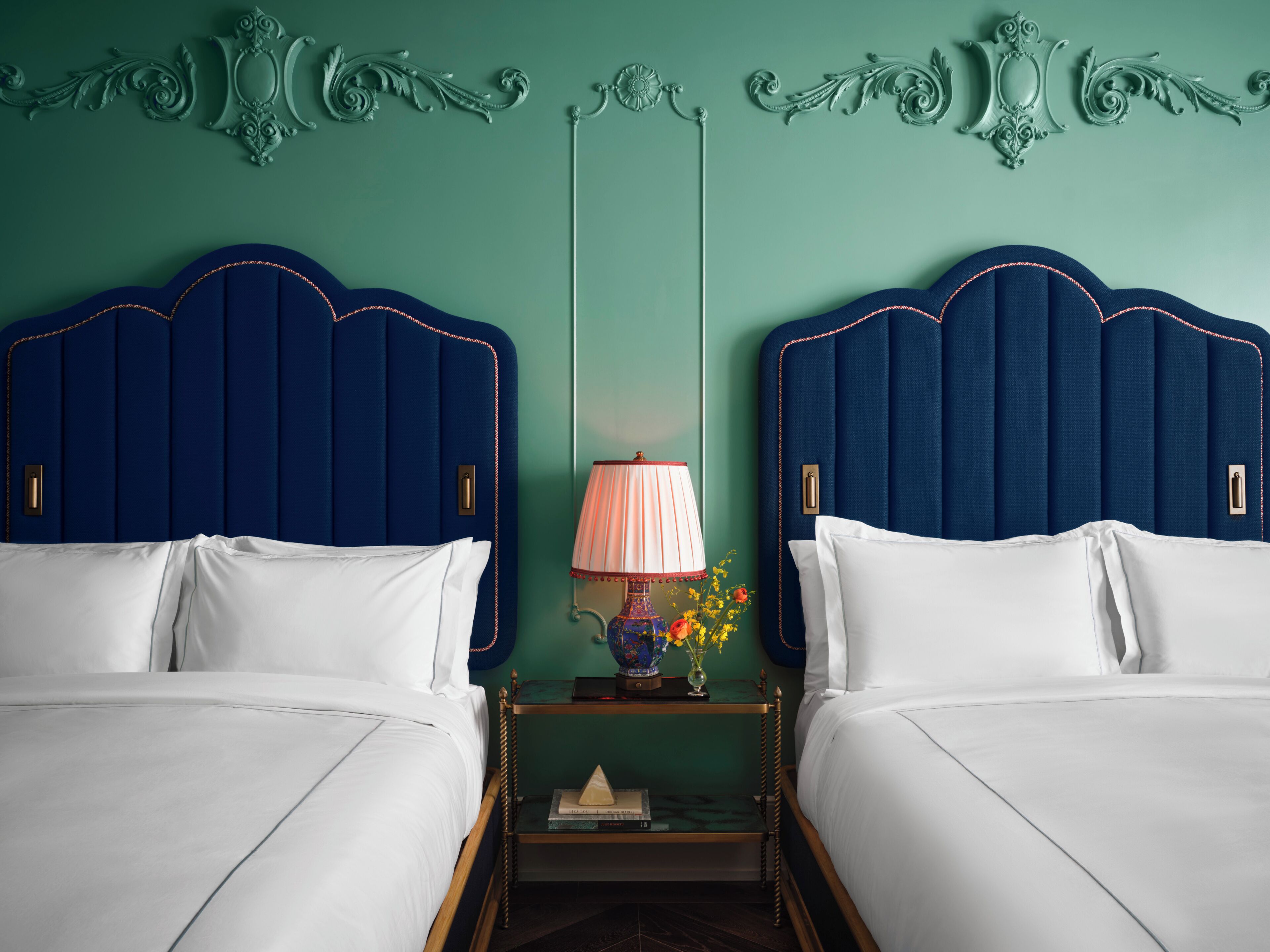 Egyptian cotton sheets, premium bedding, down comforters, pillowtop beds