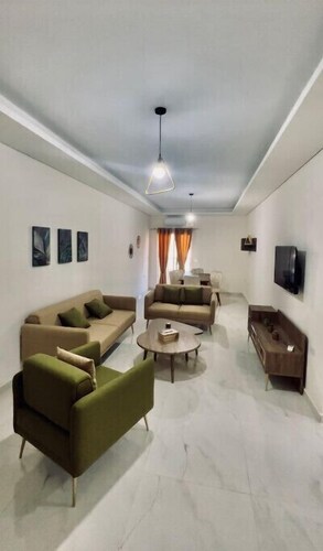 Celine Furnished Apartments Flat 3
