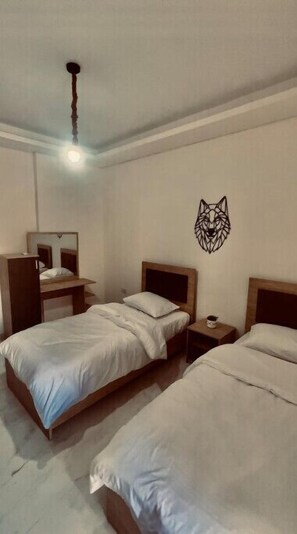 2 bedrooms