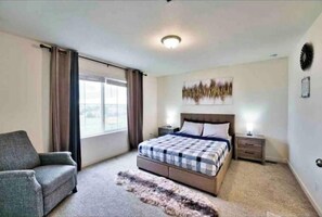 4 habitaciones, escritorio, tabla de planchar con plancha y wifi gratis 