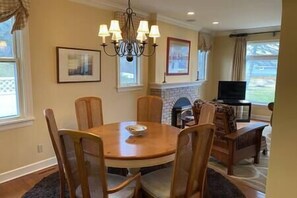 Dining - Prudhon Waterfront Retreat with Private Dock (Cape Vincent)