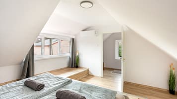 2 bedrooms, free WiFi, bed sheets