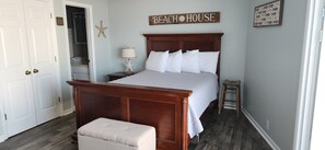 3 bedrooms, iron/ironing board, WiFi, bed sheets - Beachfront townhome with breathtaking views and just steps from the beach!  (Murrells Inlet)