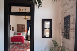 Quarto standard | Roupas de cama premium, edredons de pluma