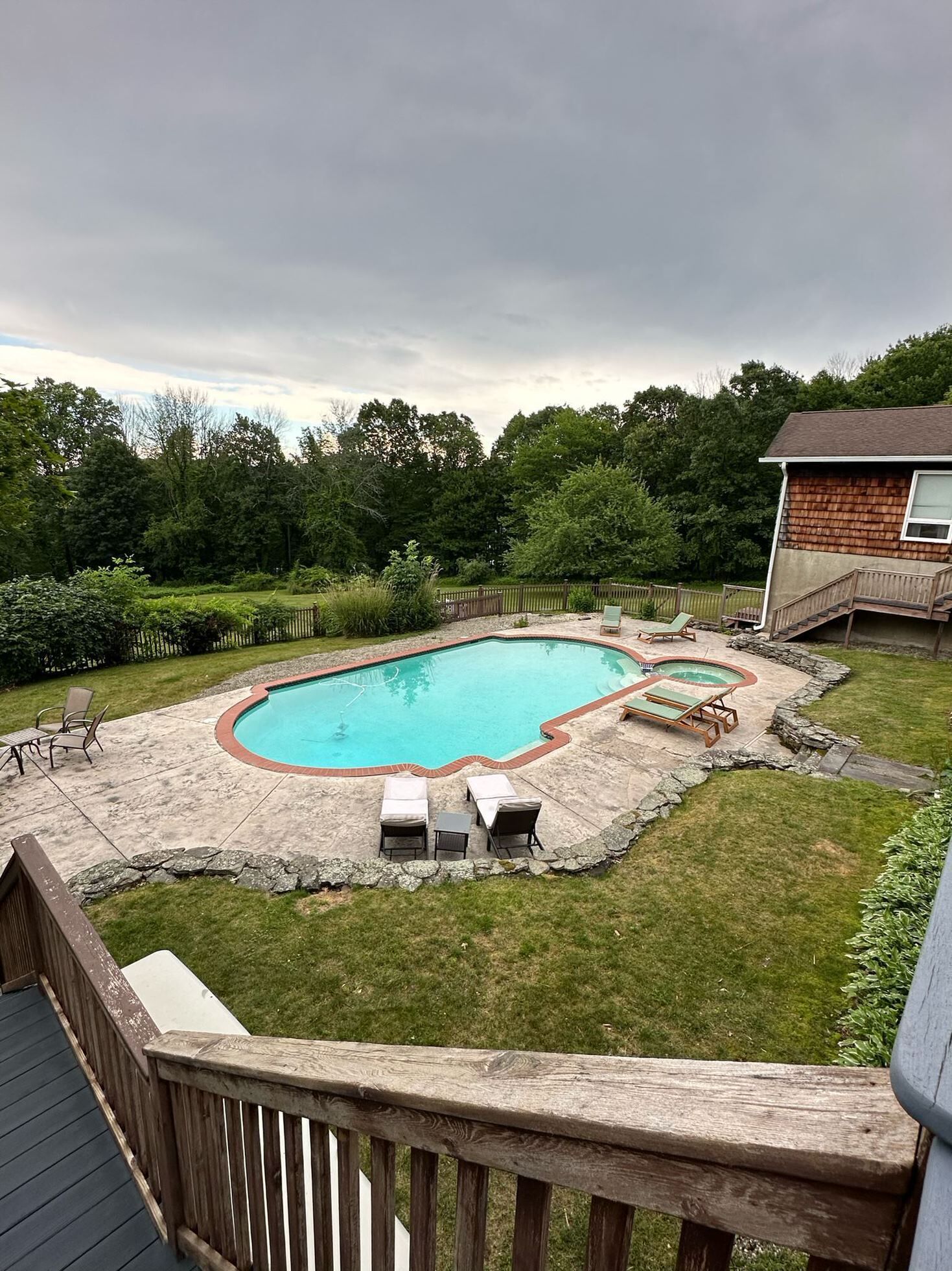 Country Paradise Getaway in New York with Pool & Hot Tub. 