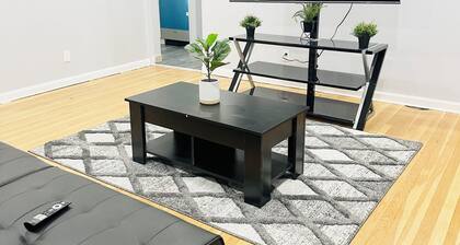 Perfect 2 bdr apt for comfortable living with parking mins from UBS stadium