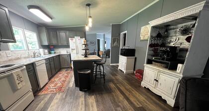 Quite place yet close enough to the U of A & all the attractions in Tuscaloosa