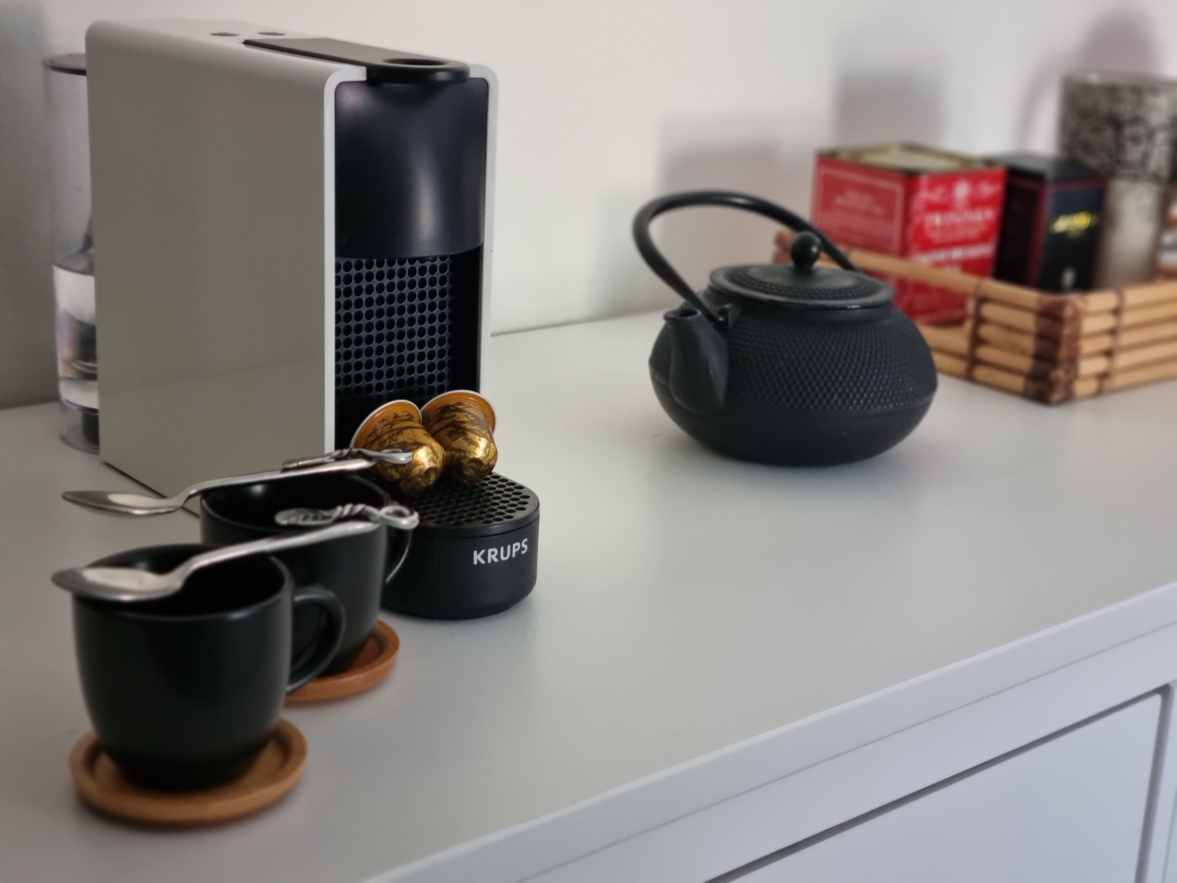 Kaffee und/oder Kaffeemaschine