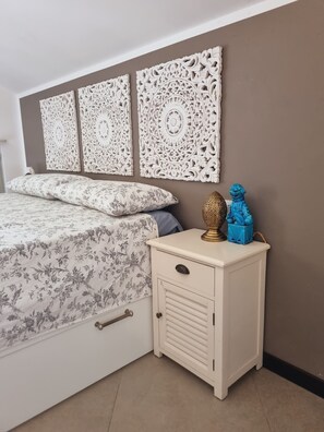 1 bedroom, soundproofing, WiFi, bed sheets - -Le Carillon- Romantic and cozy Suite with Jacuzzi 2 steps from Bergamo (Sorisole)