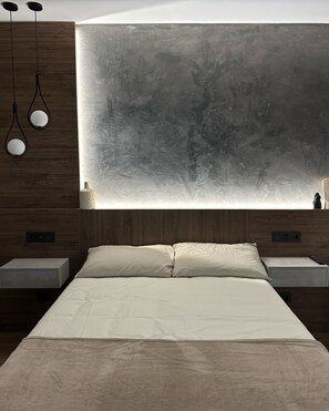 3 chambres, fer et planche à repasser, Wi-Fi, draps fournis