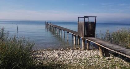 Villa mit Blick auf den See