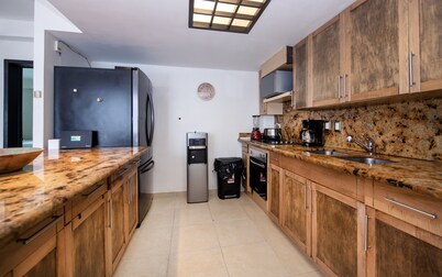 Fantastic Family Villa on the best Beach in Cancun