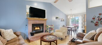 Relaxing Getaway with Outdoor Patio, Fire Pit, and Pool Table