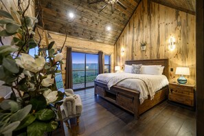 4 Schlafzimmer, Bügeleisen/Bügelbrett, kostenloses WLAN, Bettwäsche