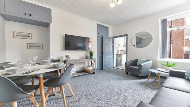 Dining - Host Stay Ralph House (Bedlington)