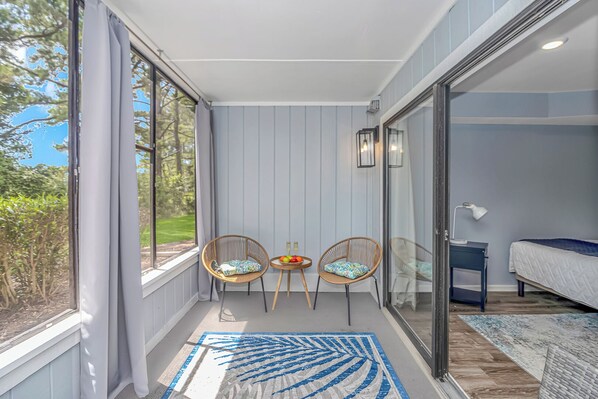 1 bedroom, desk, iron/ironing board, free WiFi - First Floor Condo-Outdoor Pool and Hot Tub! CB J-2 (Little River)