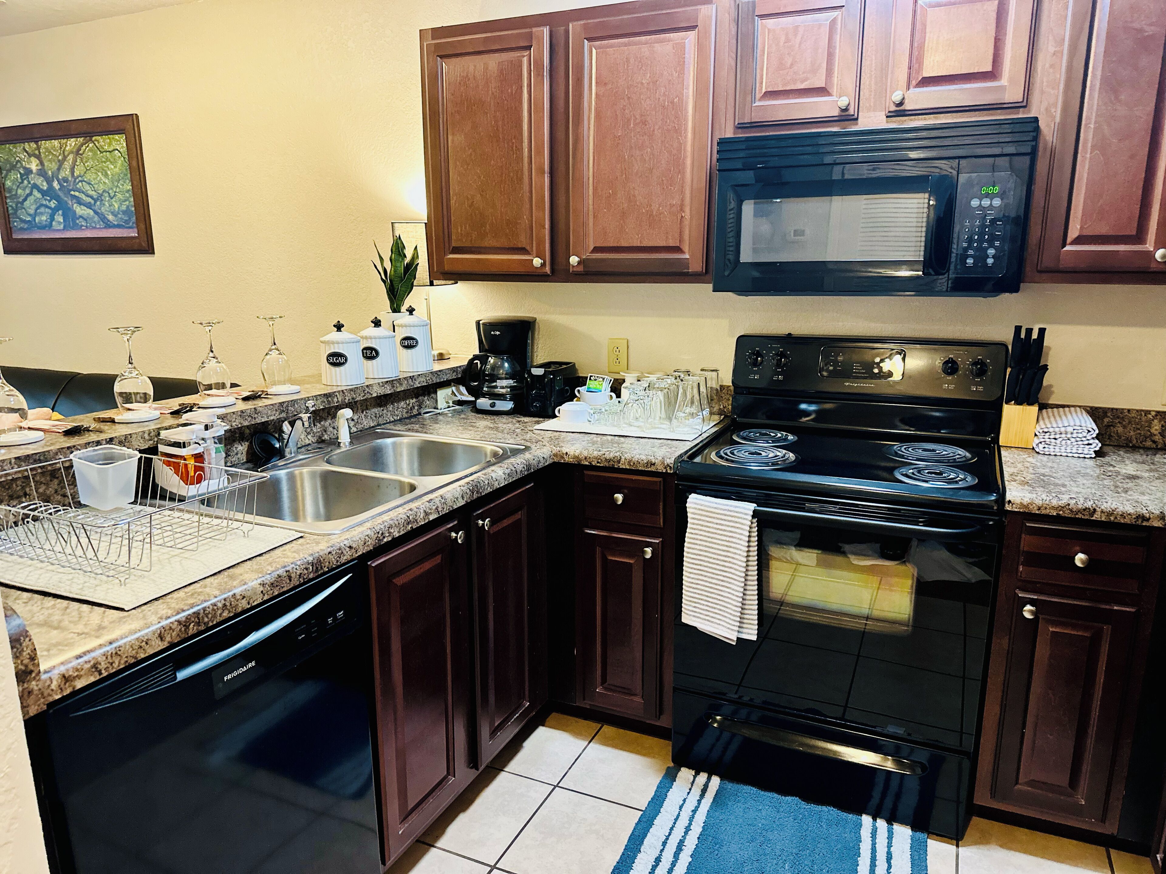 Fridge, microwave, oven, dishwasher