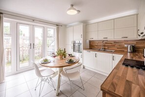 Fridge, microwave, oven, dishwasher - Spindrift, Felixstowe (Felixstowe)