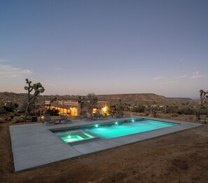 Udendørs pool, opvarmet pool