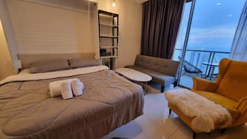 1 bedroom, WiFi, bed sheets