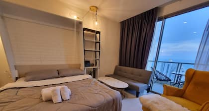 Riviera Jomtien Large Penthouse Studio Uninterrupted Seaview 5 Star Facilities
