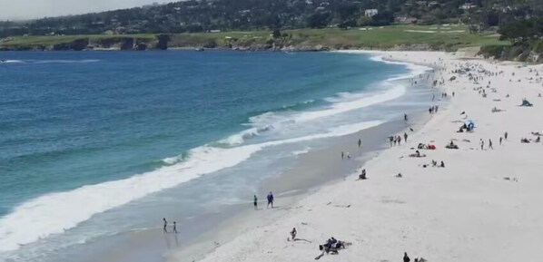 Solstolar och strandhanddukar