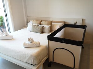 1 habitación, tabla de planchar con plancha y internet 