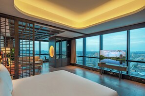 Basic Suite | Premium bedding, down comforters, minibar, in-room safe - CYNN XANADU Hotel Chengdu (Chengdu)