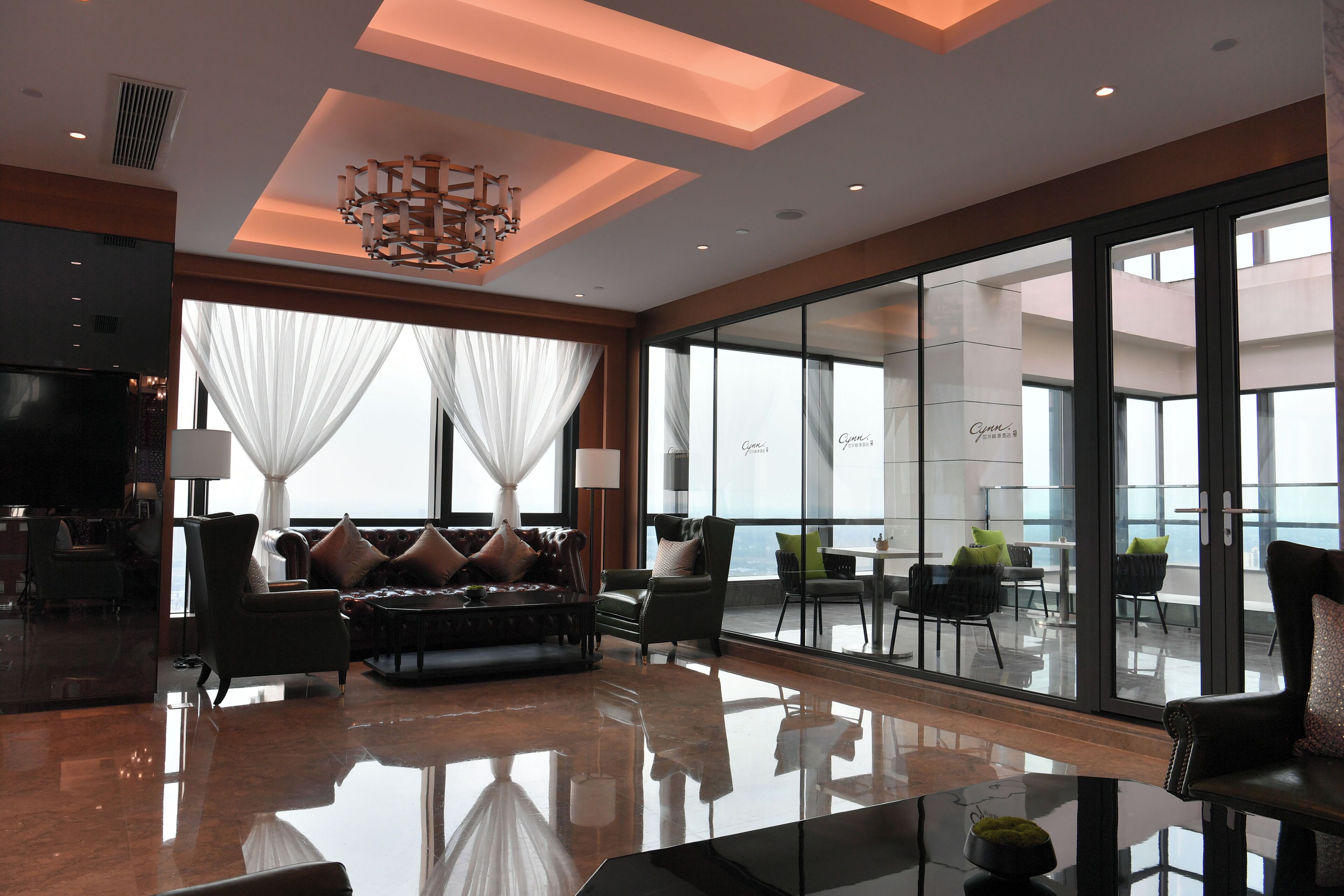 2 restaurants, lunch, dinner served; Chinese cuisine