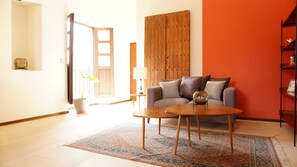 ห้องดีลักซ์ | บริเวณนั่งเล่น