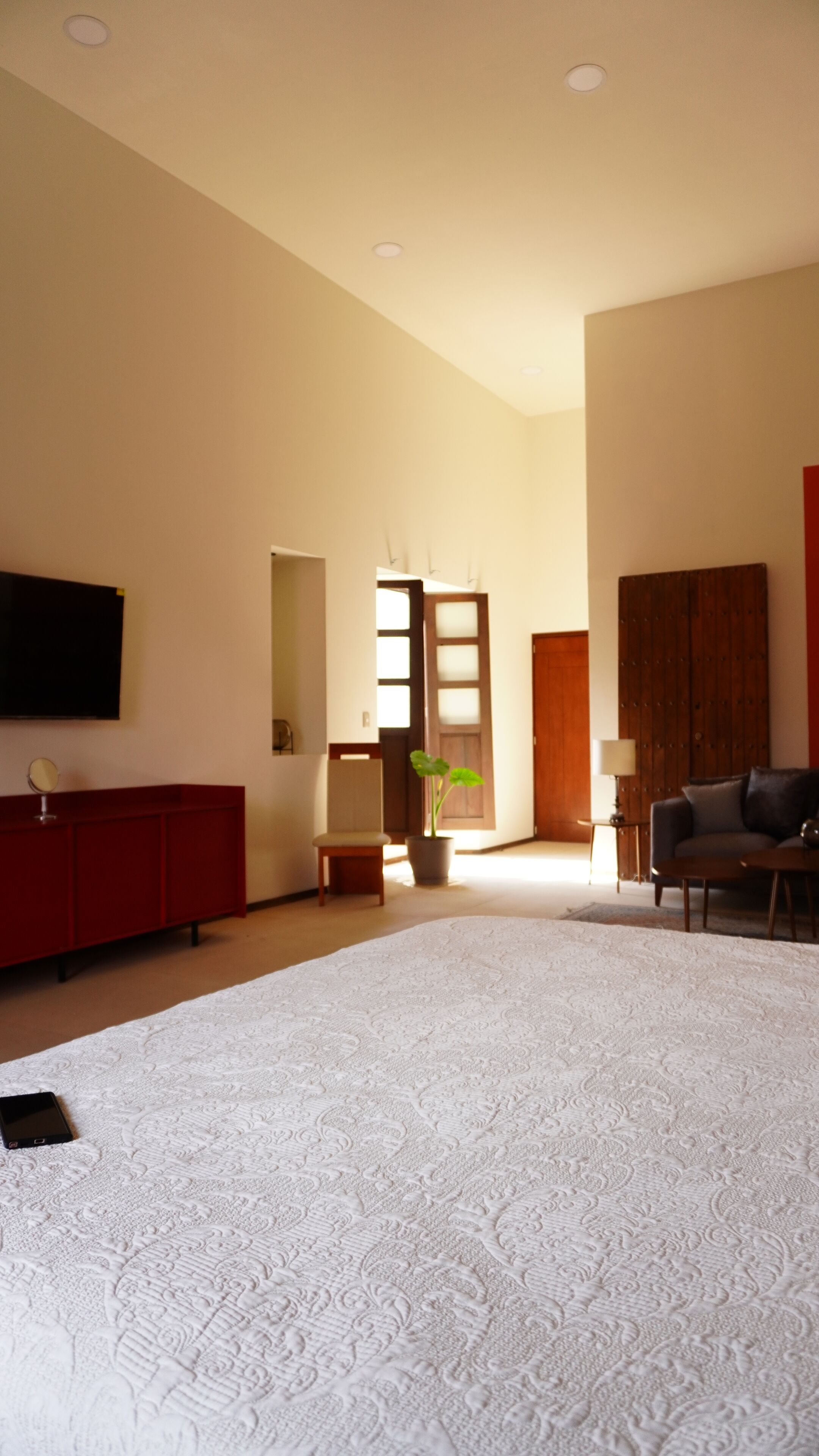 Habitación Deluxe | 1 habitación, cortinas blackout y tabla de planchar con plancha 