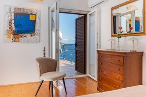 House, Smoking | 3 bedrooms
