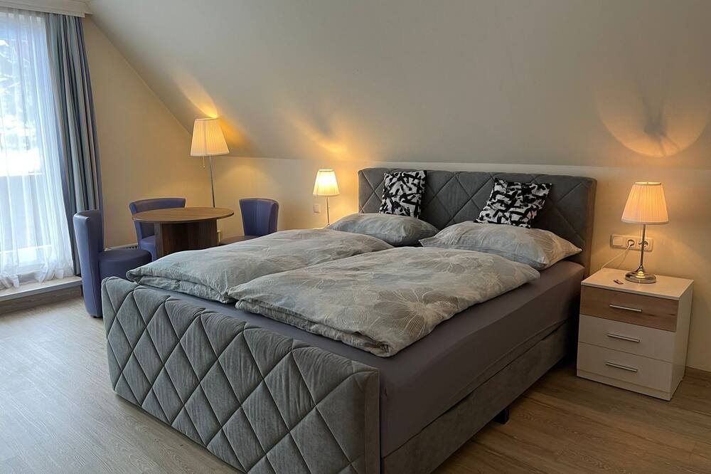 Cosy Apartment \"Am Golfplatz Mit Bergblick\" with mountain view, balcony and WLAN