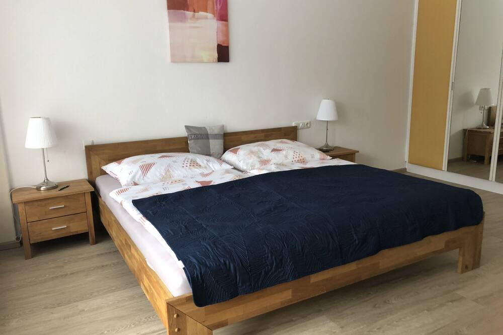 Flat \"Mit Bergblick Am Golfplatz\" with mountain view, balcony and WiFi