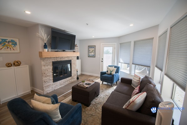 House - The Villas - Snowberry 2 (Whistler)
