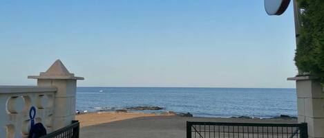 A la platja