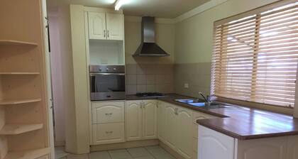 swan valley area farmhouse stay surrounded by the life in the valley