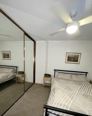 3 多间卧室、熨斗/熨衣板、免费 WiFi、床单