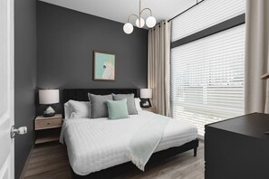 4 Schlafzimmer, Schreibtisch, Bügeleisen/Bügelbrett, kostenloses WLAN