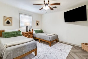 3 bedrooms, iron/ironing board, travel cot, free WiFi